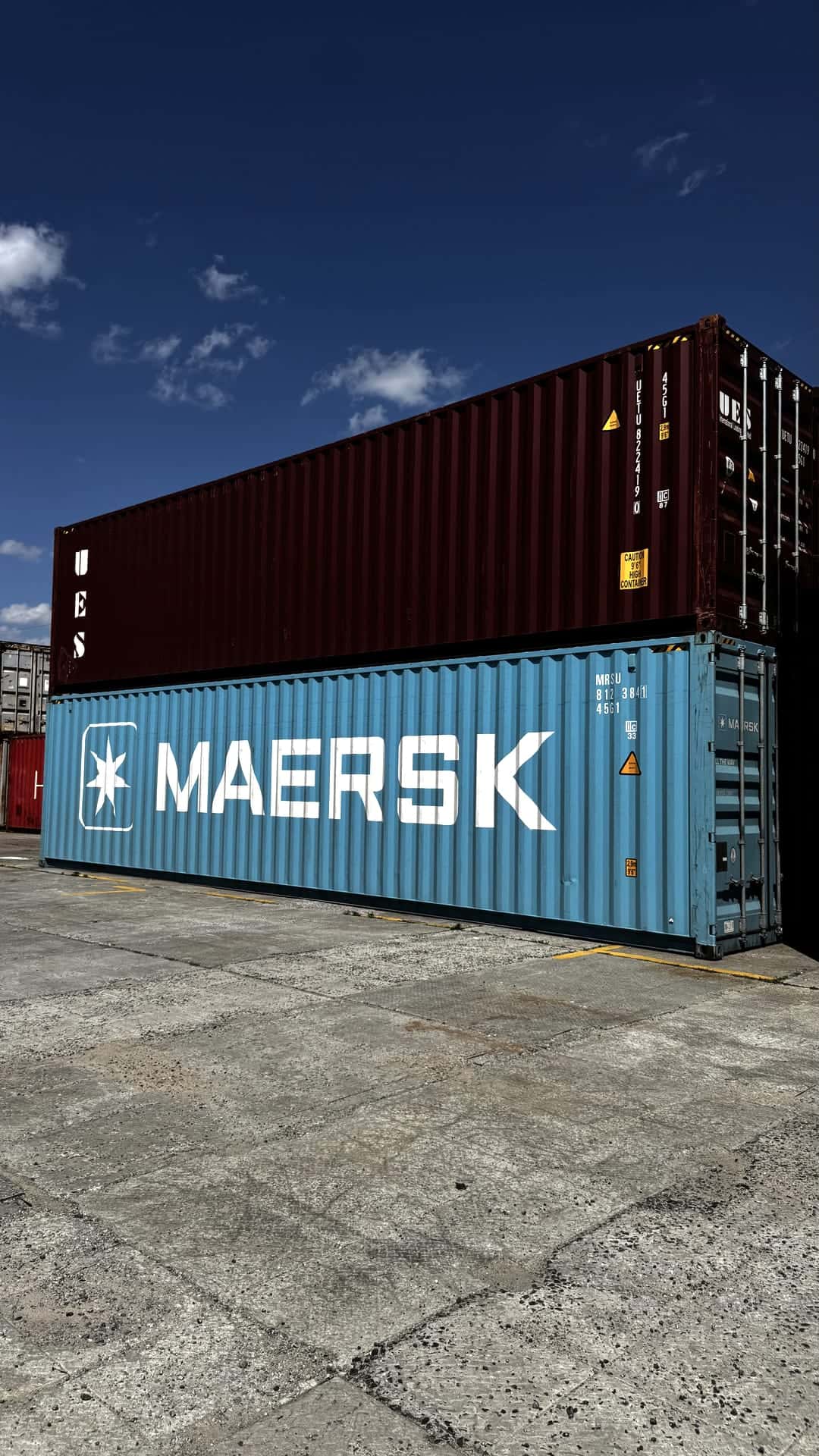 40ft Dry — морський контейнер на майданчику STEELBOX