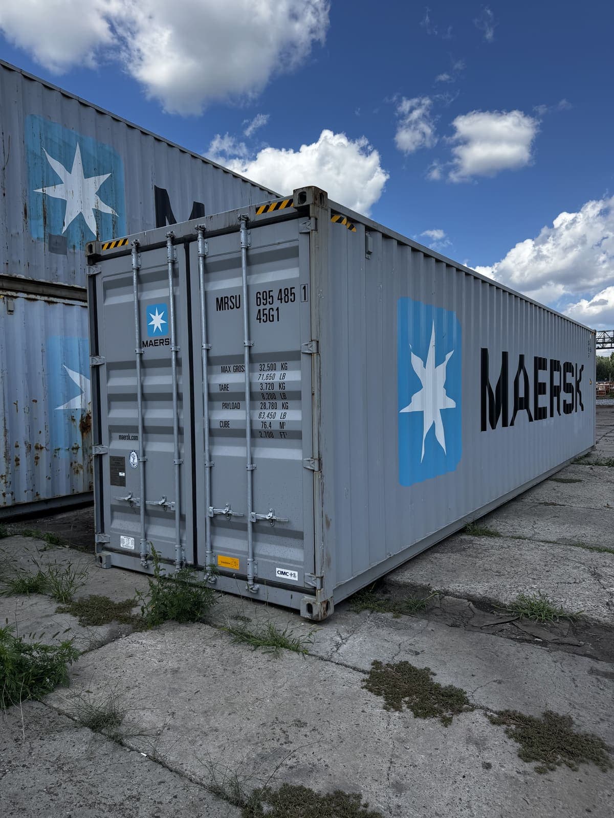 40ft High Cube, вживаний — Вживаний 40-футовий High Cube Maersk сірого кольору